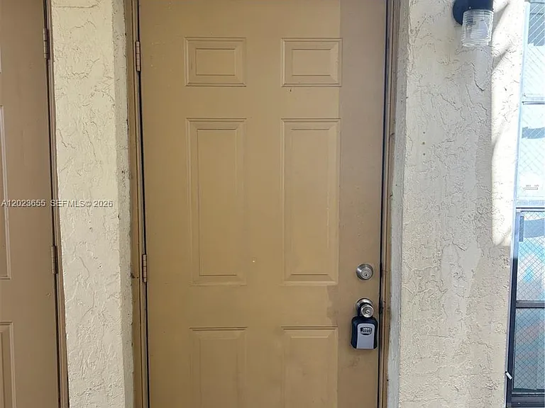 11512 Royal Palm Blvd #11512 — Photo 2