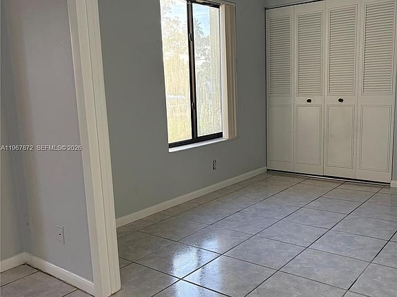 4th image of 702 Sunny Pine Way APT A1