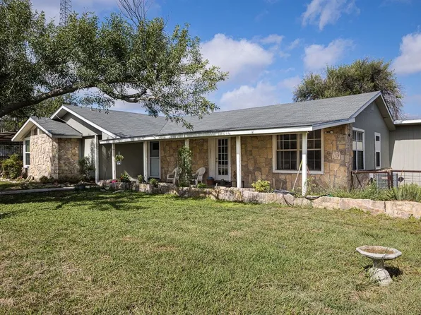3 Langtry St, Comstock, TX 78837