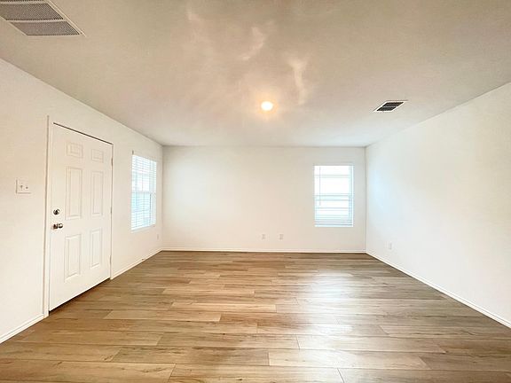 5th image of 5631 Elkwood Dr
