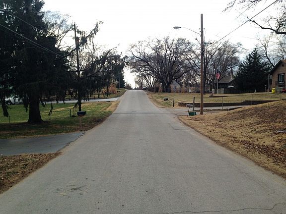 4th image of 5331 Yecker Ave