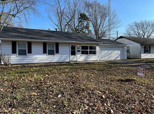 1426 Holly Hill Dr, Champaign, IL 61821