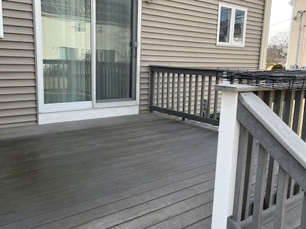 26 Harriet Thayer Dr #26