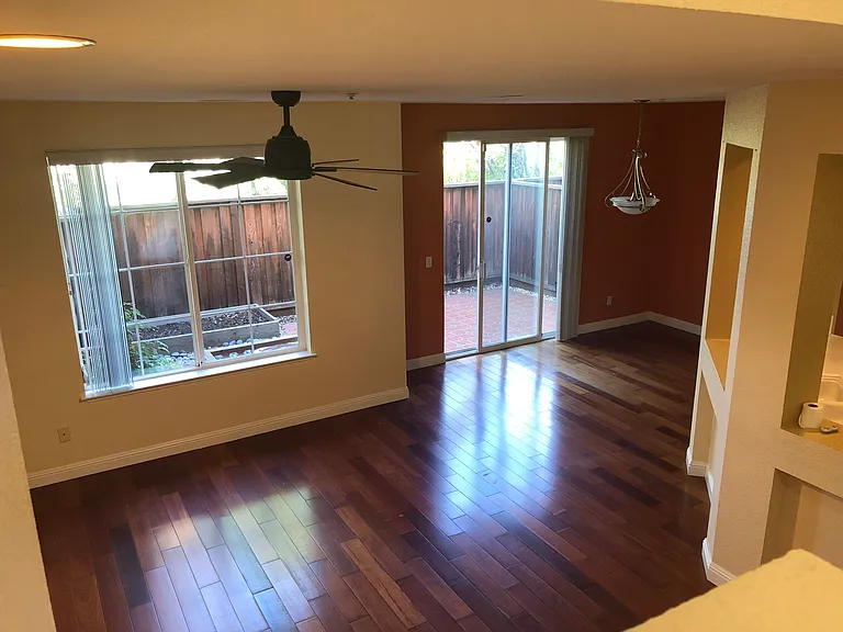 7317 Croy Ln — Photo 4