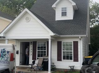 1523 Kenton St, Bowling Green, KY 42101
