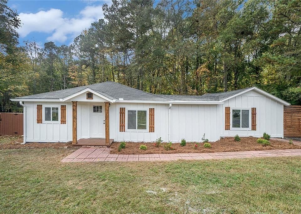 1st image of 4920 Hiram Lithia Springs Rd