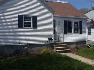 142 Andrews Ave, West Warwick, RI 02893