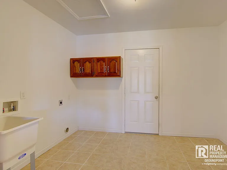 97 Avonshire Dr — Photo 19