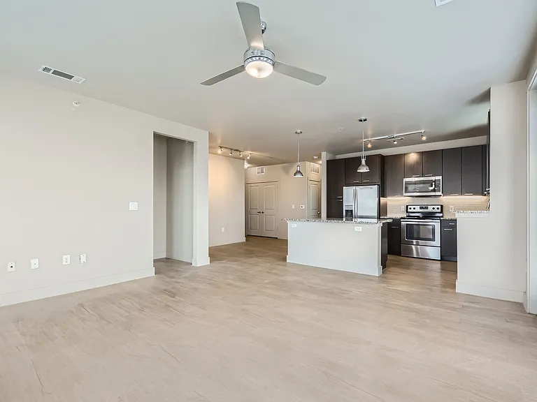 The Lucas Apartments — Photo 21