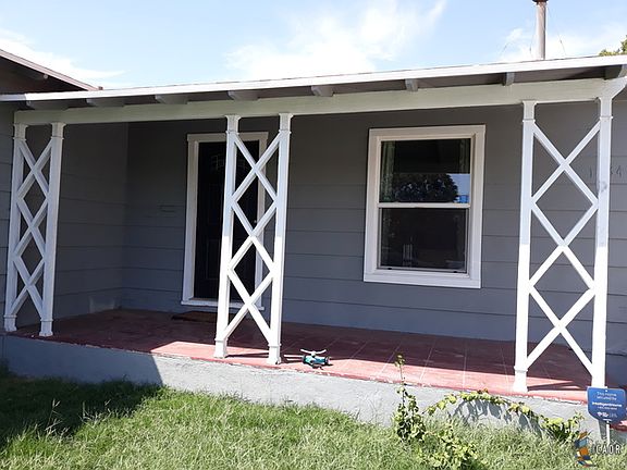 2nd image of 1484 W Olive Ave