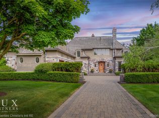 2937 Turtle Pond Ct, Bloomfield Hills, MI