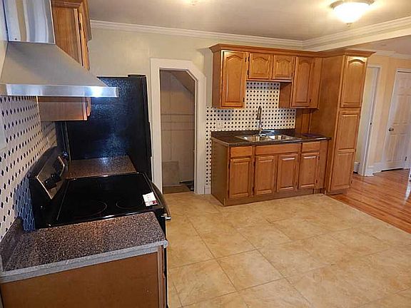 5th image of 5 Fairmount Ave