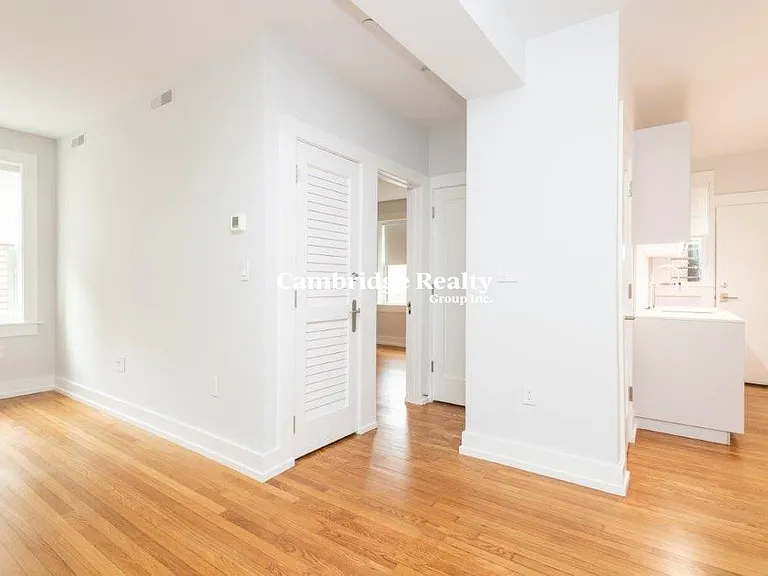 17 Forest St #23T — Photo 4