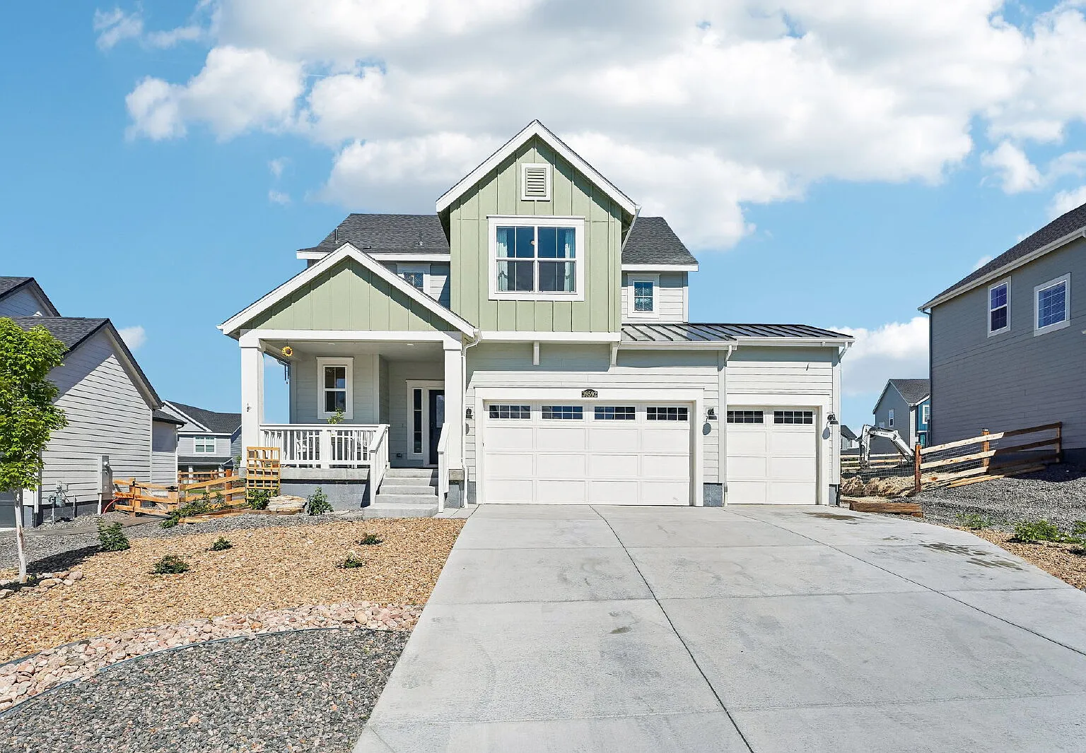 4 bed, 2.5 bath, 2952 sqft, $3,700 — Photo 1