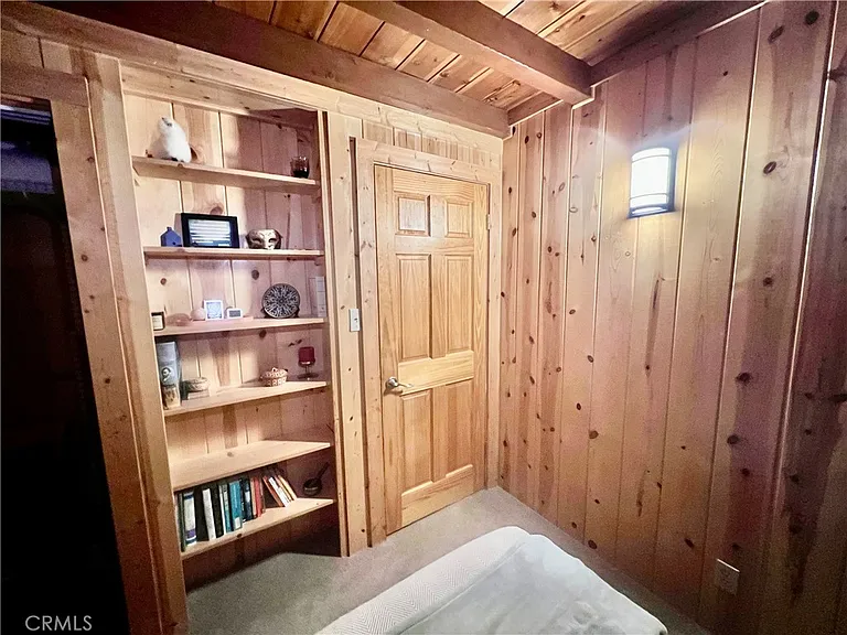 253 La Casita Dr — Photo 11