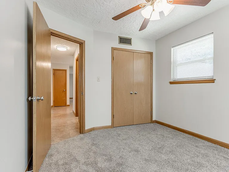 306 S Mercedes Dr — Photo 14