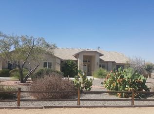 13838 Cree Rd, Apple Valley, CA 92307
