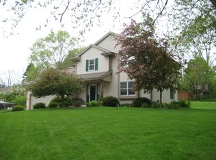 19512 W Terrace Dr, New Berlin, WI 53146