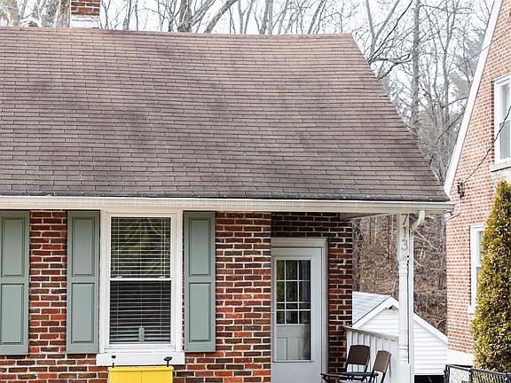 4th image of 713 Thornhill Rd NW