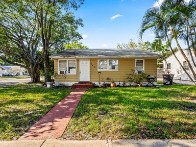645 32nd Street, West Palm Beach, FL, 33407