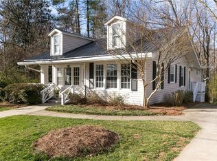 757 W Main St, Elkin, NC 28621