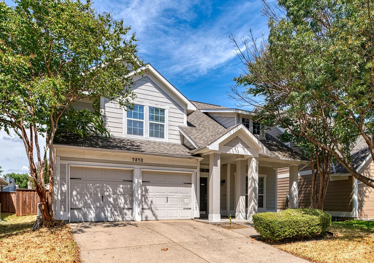 Charming 4-Bedroom, 2.5-Bathroom Home - Available Now — Photo 3