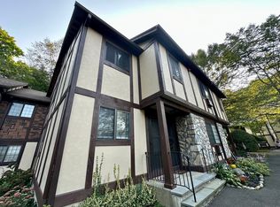 469 Swanson Cres #469, Milford, CT 06461