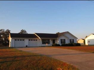 221 Evergreen Ln, Cedartown, GA 30125