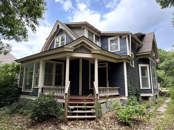 618 Columbia St, Council Grove, KS 66846