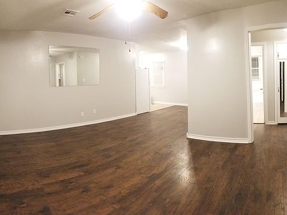 3rd image of 3821 NW 32nd St