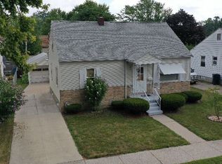 1405 McCormick St, Bay City, MI 48708
