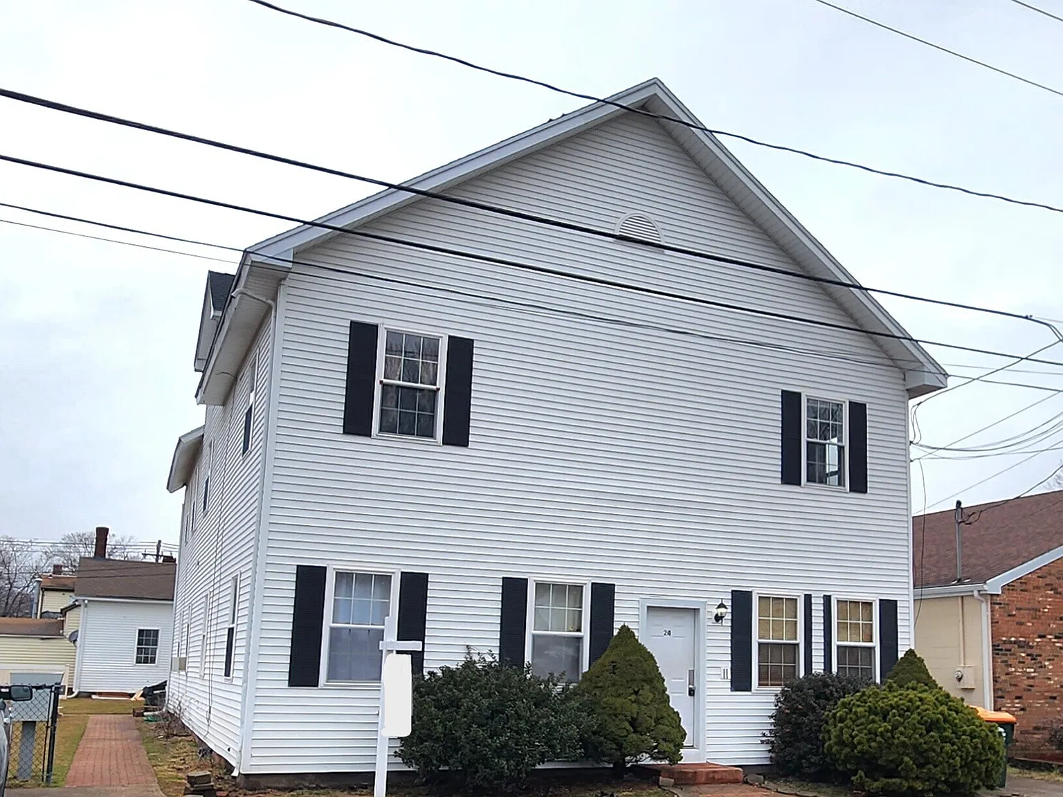 2 bed, 1.0 bath, 1100 sqft, $1,850 — Photo 1