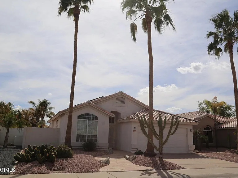 9345 E Caribbean Ln — Photo 2
