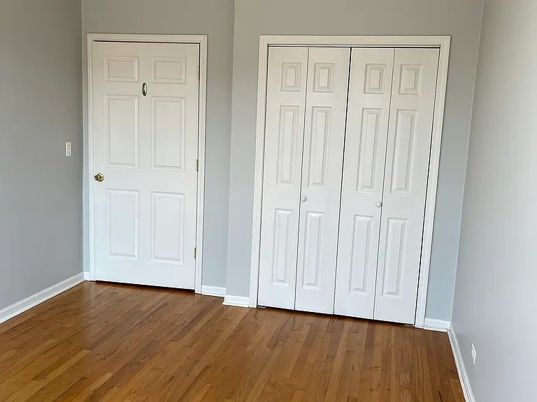 2034 N Damen Ave #2R — Photo 6