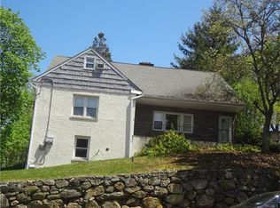 1427 Girard St, Mamaroneck, NY 10543