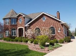 11416 Heathrow Cir, Orland Park, IL 60467