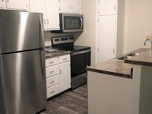 2nd image of 519 Vilas St