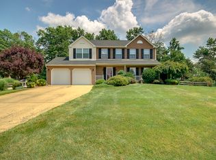 1441 Rosewood Ln, Warrington, PA 18976