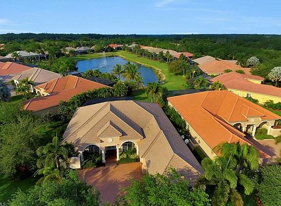 3rd image of 980 Glen Lake Cir