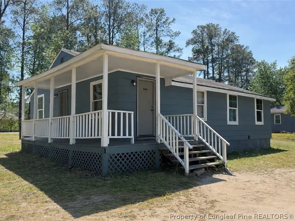 560 W Manchester Rd, Spring Lake, NC 28390