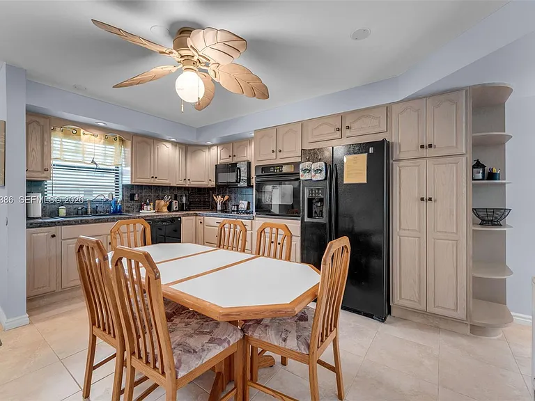 87465 Old Hwy #209 — Photo 9
