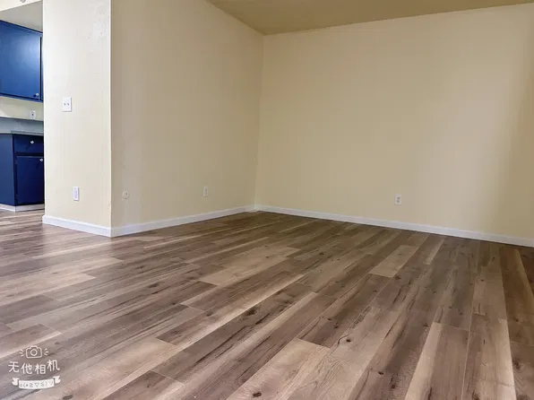 2117 9th St APT 5, Sacramento, CA 95818
