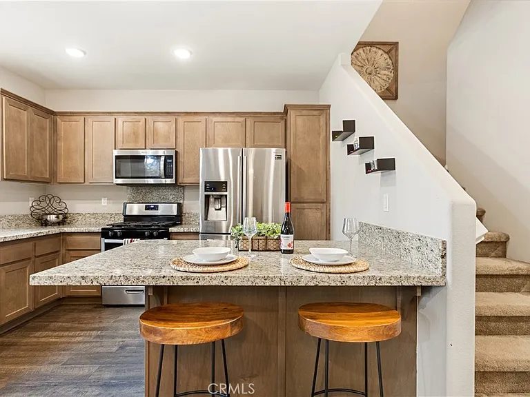 7866 Marbil Ln — Photo 2