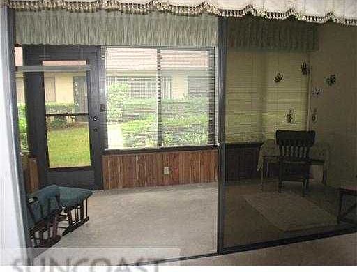 5th image of 2526 Royal Pines Cir APT A