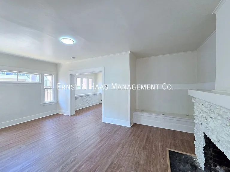 1027 1/2 E Ocean Blvd — Photo 7