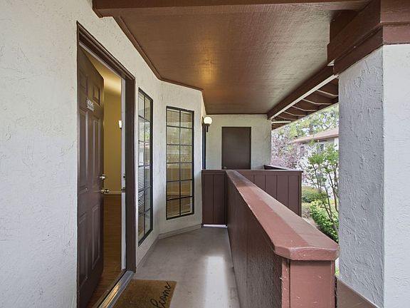 4th image of 479 Costa Mesa Ter APT F