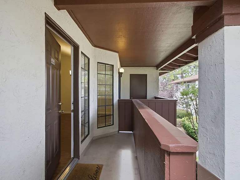 479 Costa Mesa Ter #F — Photo 4