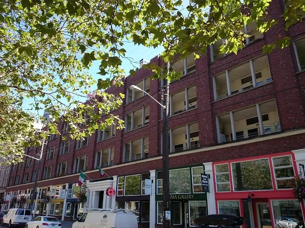 526 1st Ave S APT 207, Seattle, WA 98104