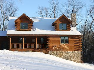 3127 Valley Pl NE, Solon, IA 52333