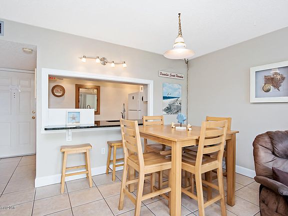 5th image of 5300 Ocean Beach Blvd APT 301